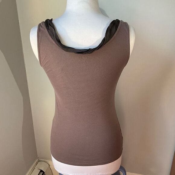 LOFT Mauve Cute Ruched Neckline, Medium. 100% Cotton - Picture 3 of 10